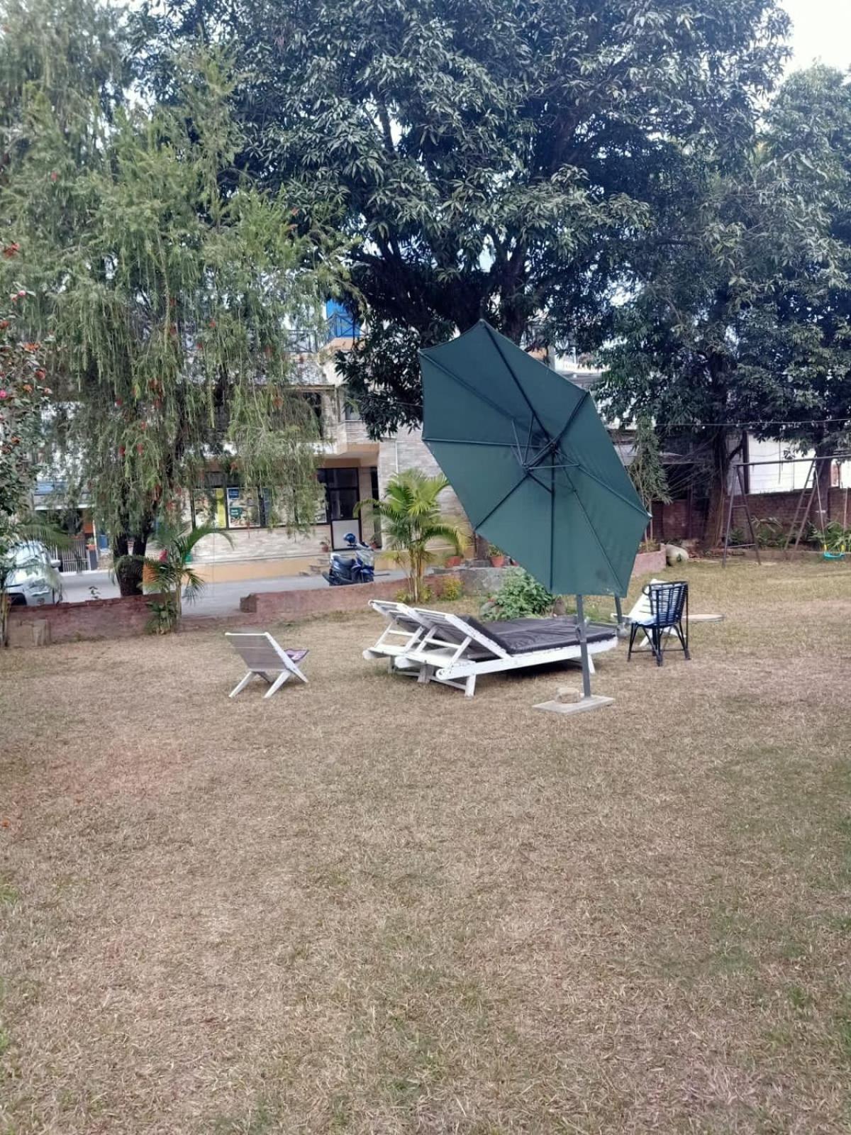 Butterfly Lodge Pokhara Eksteriør billede